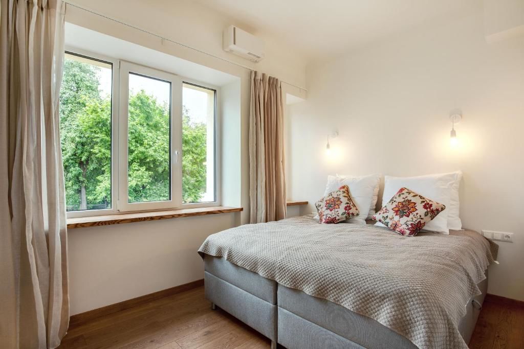 Апартаменты Bright and Cosy 1BDR apartment Kaunas Center by Houseys Каунас